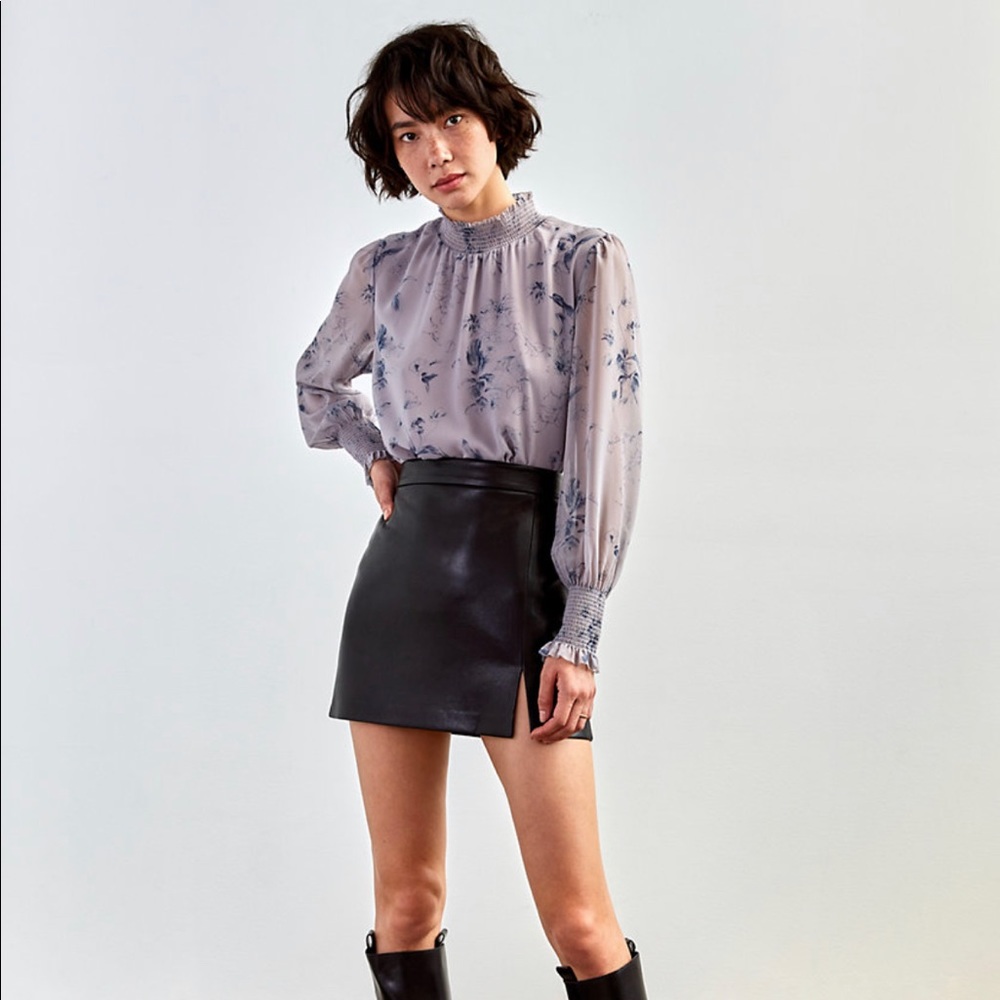 Aritzia Vegan Leather Patio Skirt